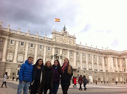 Extranjeros en Madrid con CCI Idiomas